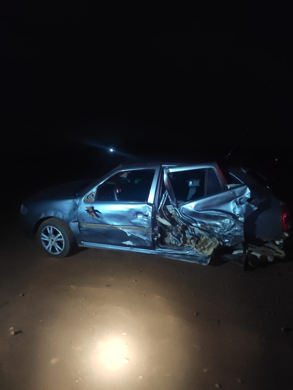 O veículo do segundo motorista, que apresentou ferimentos leves e foi liberado — Foto: BPMRv/Divulgação
