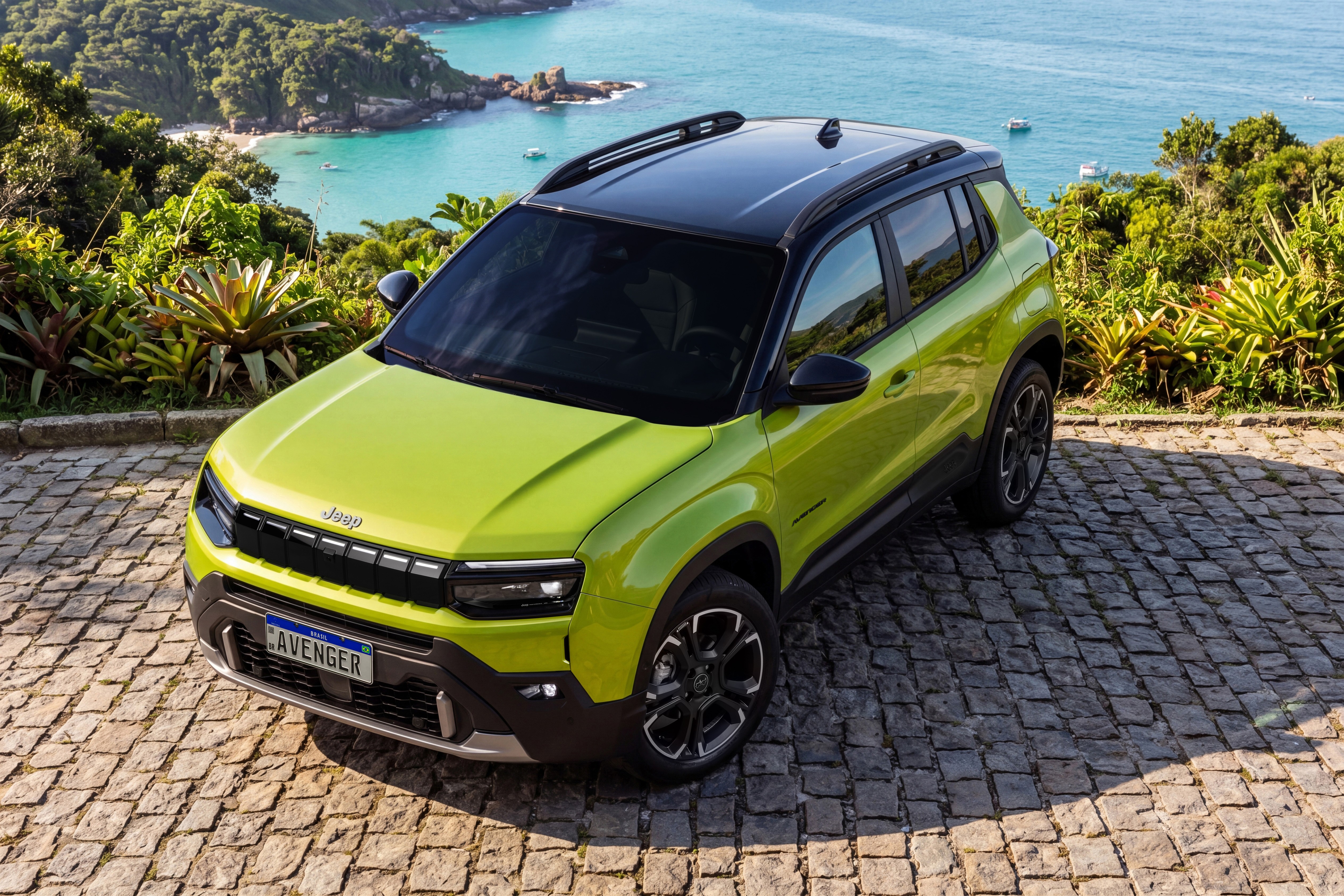 Jeep lança o Avenger nesta quarta, mirando disputa entre SUVs compactos; veja o que se sabe