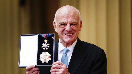 Morre David Nabarro, médico britânico que liderou resposta da ONU a crises como Ebola e covid-19