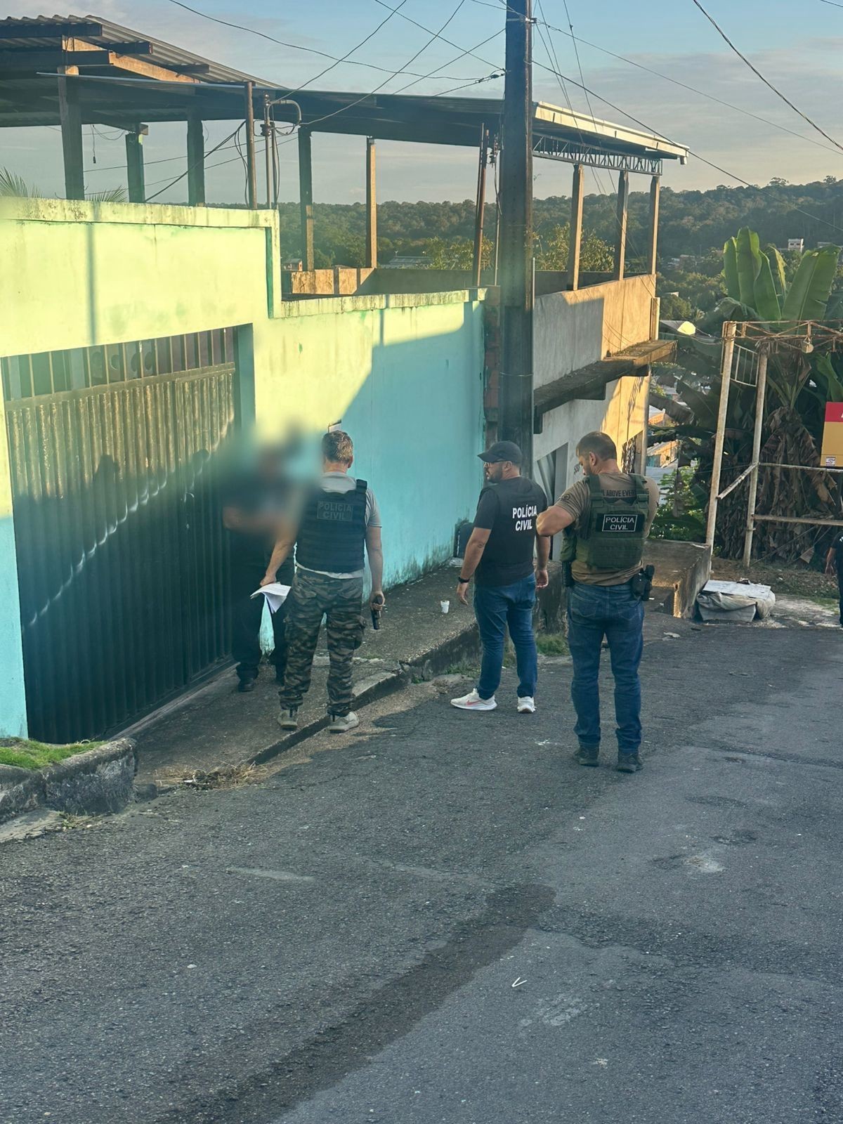 Trio é preso em operação que investiga rede de exploração sexual infantil em Manaus