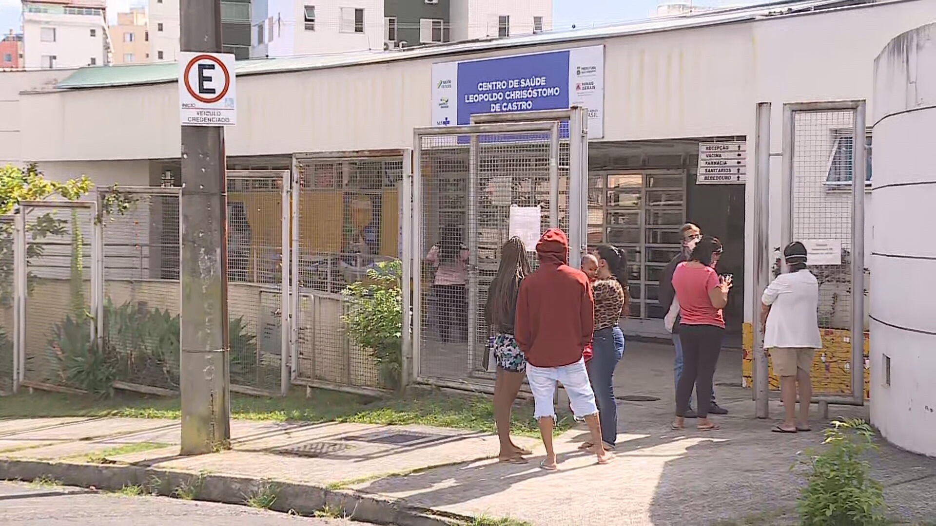 Centros de saúde de BH abrem neste sábado para vacinação contra a gripe; confira locais