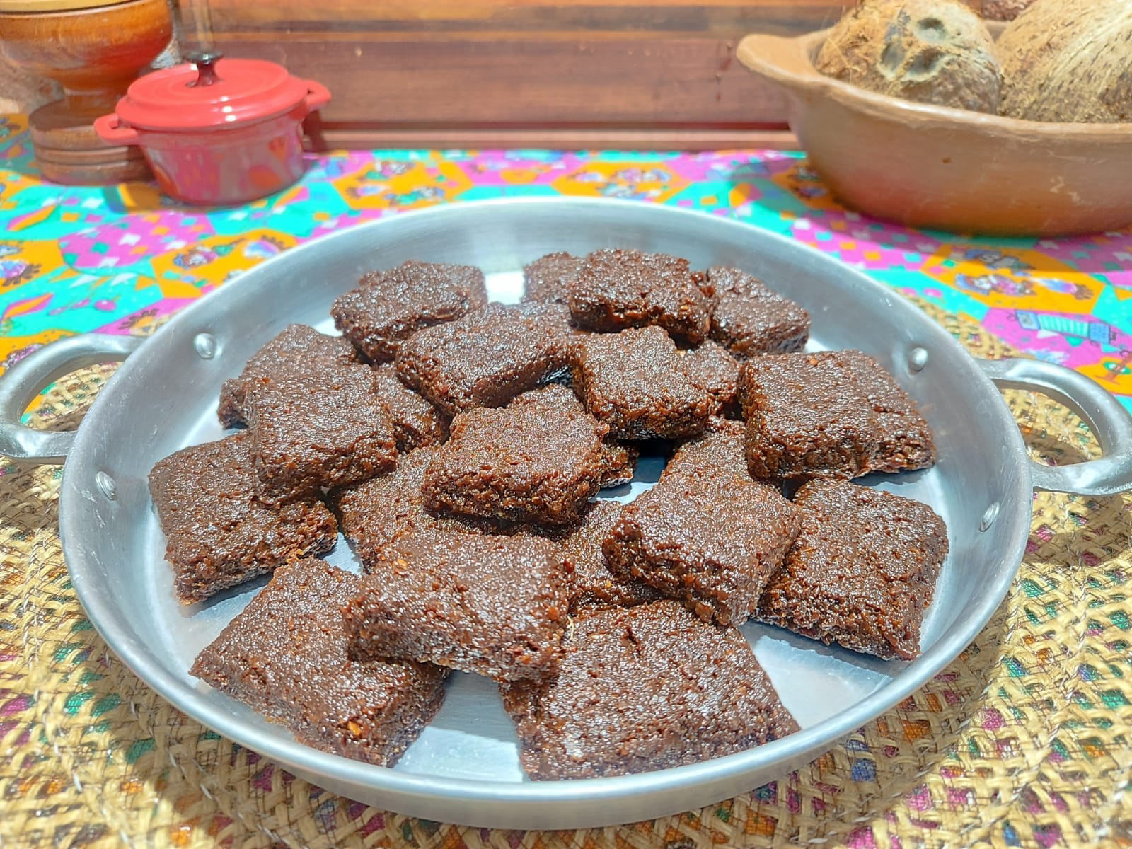 Receita junina: veja como fazer cocada de rapadura