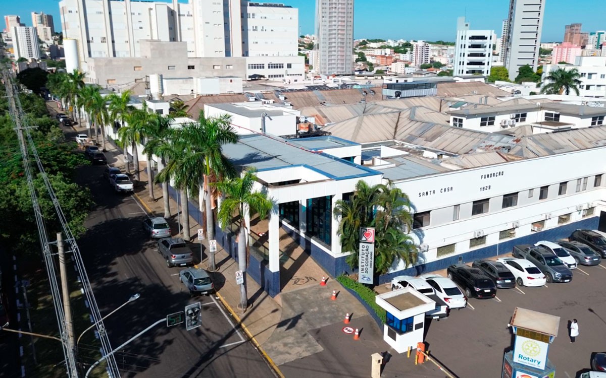 Com meta de R$ 300 mil para reformar quartos do SUS, Santa Casa firma parceria com a Expo Prudente 2026