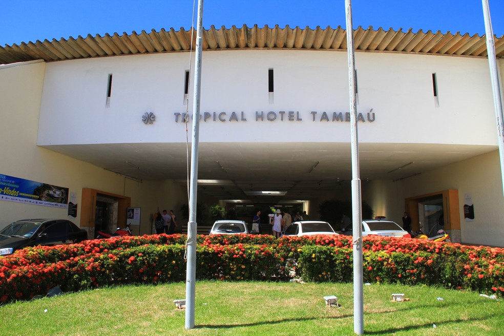 Fachada do Hotel Tambaú, em João Pessoa — Foto: Rizemberg Felipe / Jornal da Paraíba