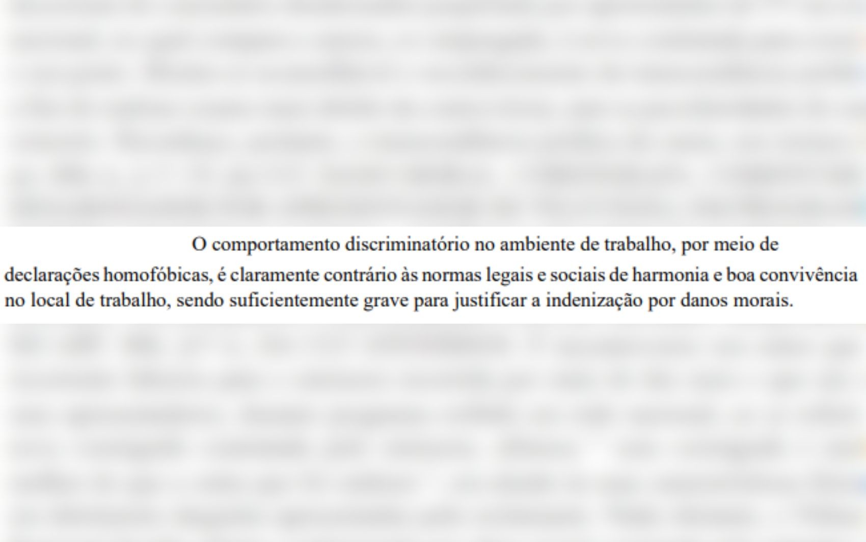 Empresa é condenada após chefe dizer que funcionária é 'muito bonita para ser gay', decide Justiça