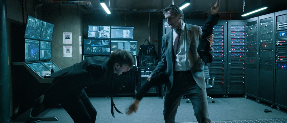 Liam Neeson em cena de 'Corra que a polícia vem aí!' — Foto: Divulgação