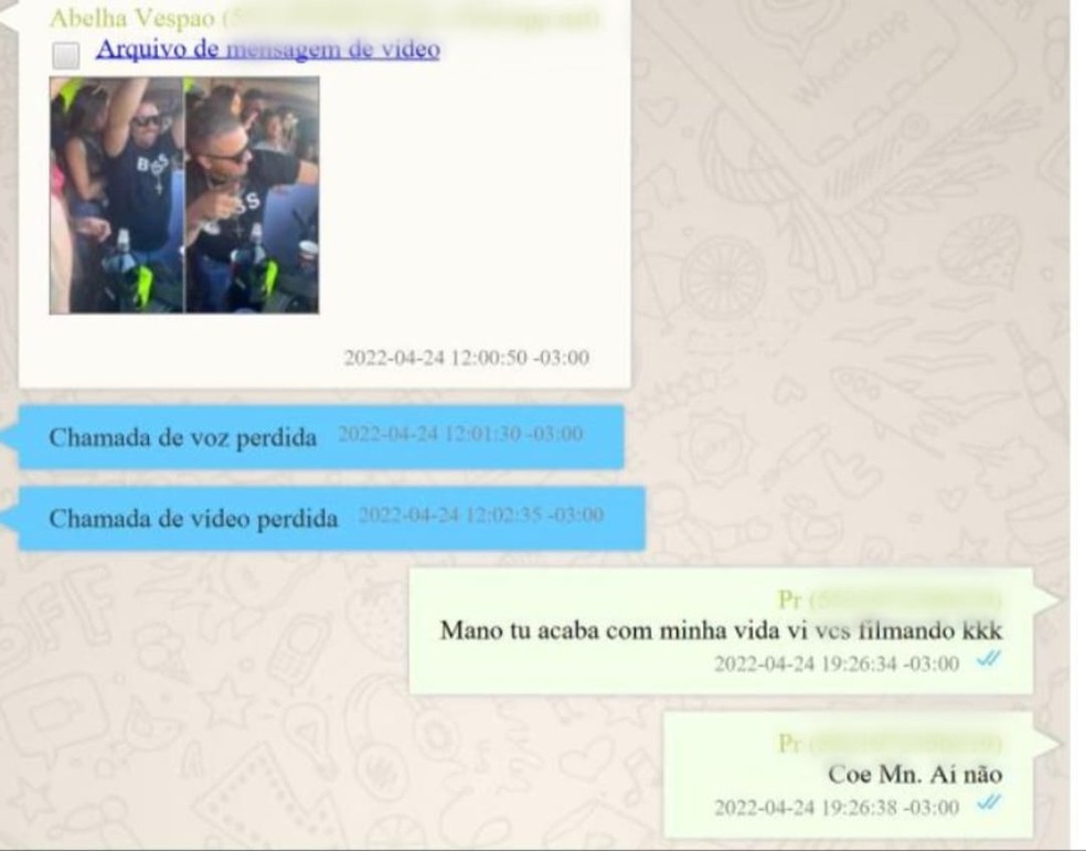 Traficante Professor recebe de vídeo de Abelha, um dos chefes da facção — Foto: Reprodução