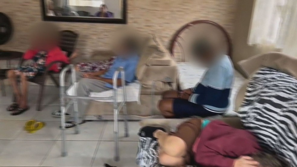 Idosos viviam em situações insalubres em asilo clandestino, Campo Grande — Foto: Reprodução: Policia Civil