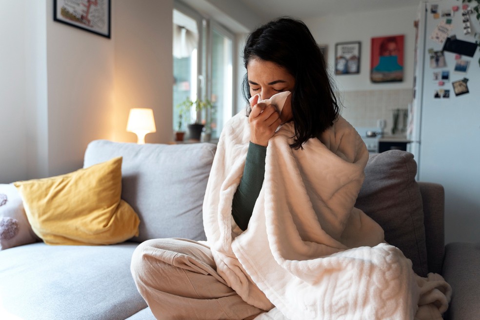 Evitar ir à academia doente protege os demais usuários de uma possível contaminação. — Foto: Freepik