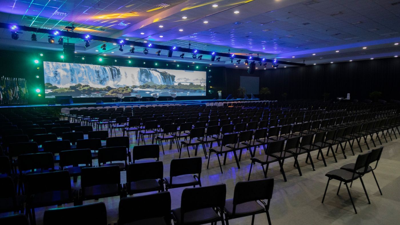 Estrutura para eventos em Foz: suporte institucional e empresas especializadas