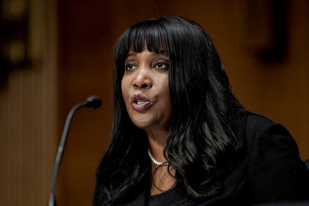 Economista Lisa Cook será a primeira mulher negra na cúpula do Fed — Foto: Ken Cedeno/Reuters