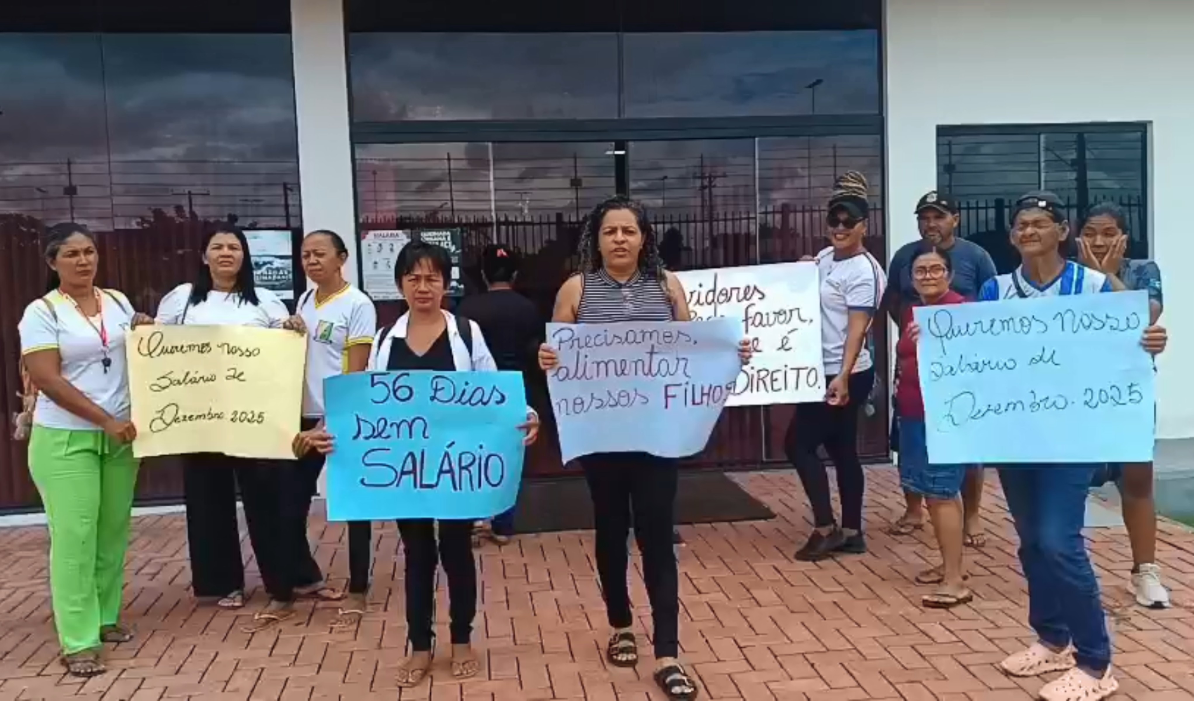 Servidores de Caracaraí estão com salário de dezembro atrasado e Ministério Público investiga