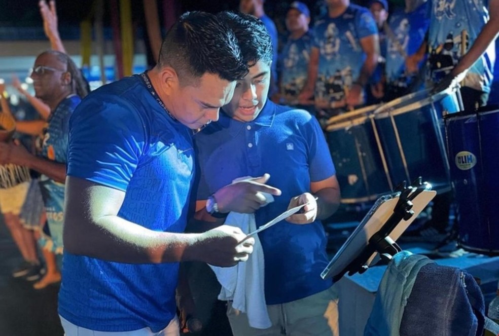 Yonan Oran ao lado do pai, o apresentador do Boi Caprichoso Edmundo Oran. — Foto: Divulgação