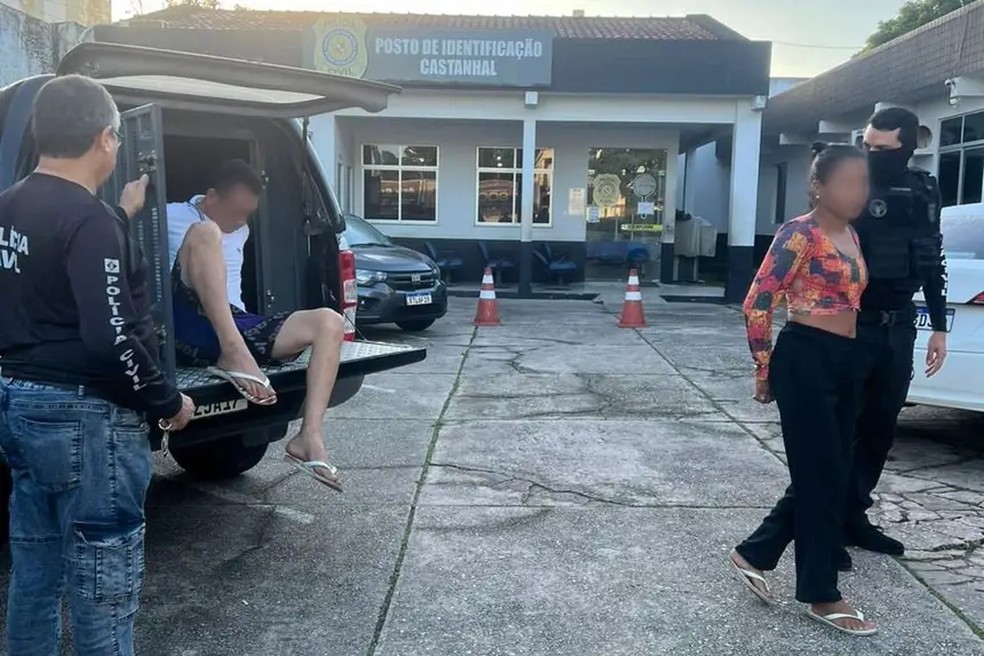 Presos durante a operação foram levados à delegacia. — Foto: Polícia Civil (PC).