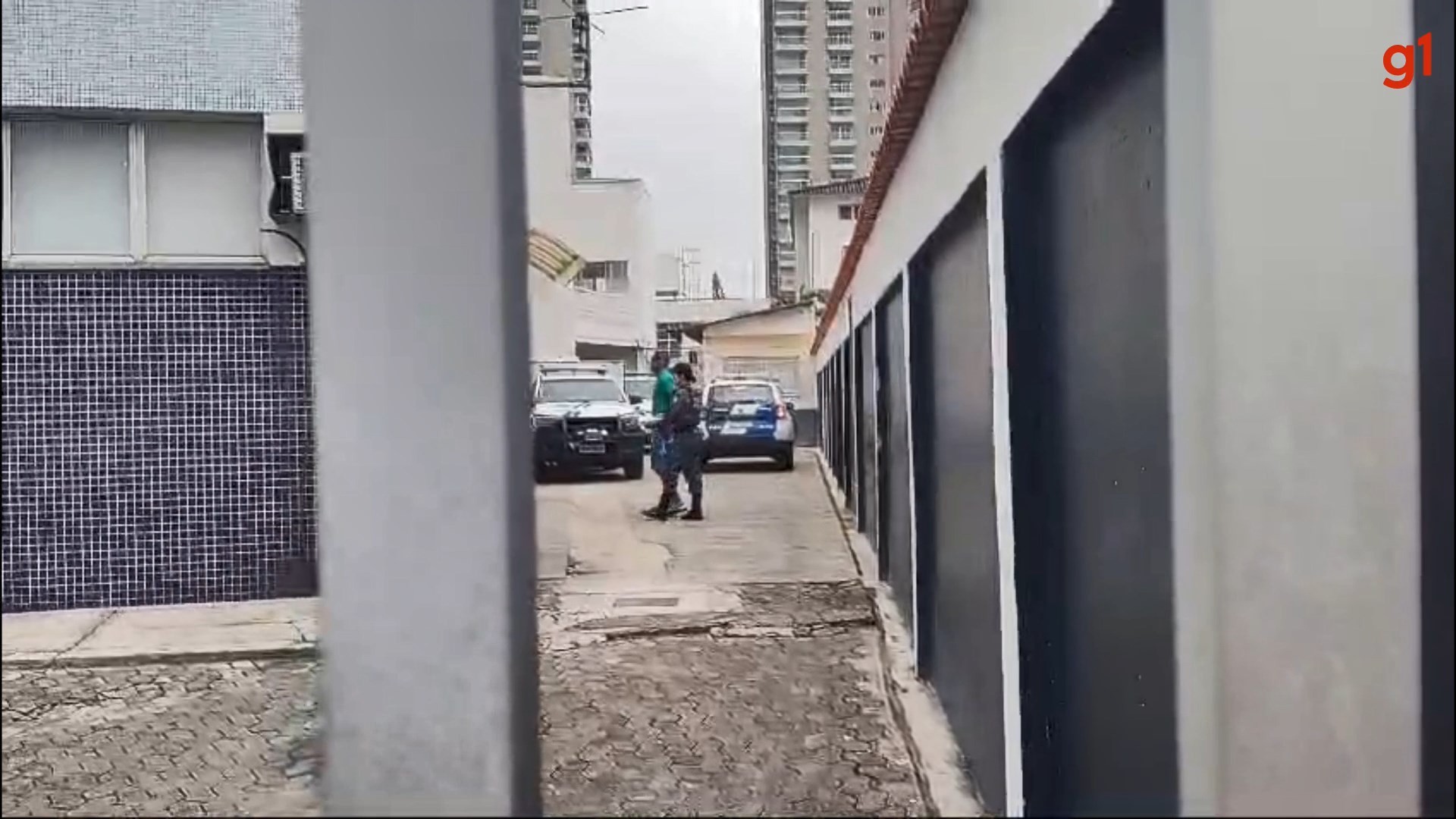 PM é preso por ameaçar e agredir namorada em Vila Velha, no ES