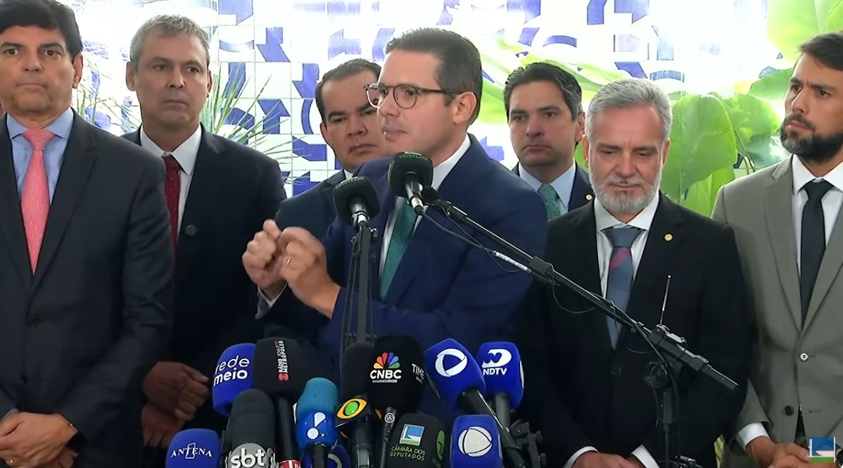 Contra alta do IOF, Motta cria grupo para reforma administrativa e defende medidas de corte de gastos