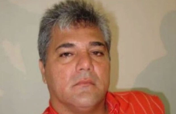 Júri que condenou político por matar ex-prefeito em motel é anulado após suposta influência de jurados; vídeo mostra crime