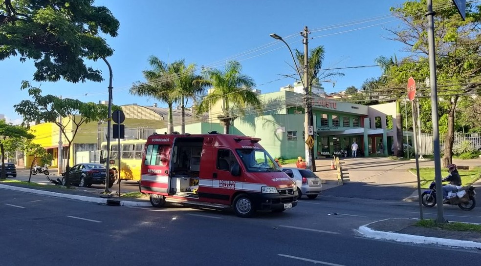 Bebê de 11 meses morre após queda e pai é investigado por maus-tratos em BH