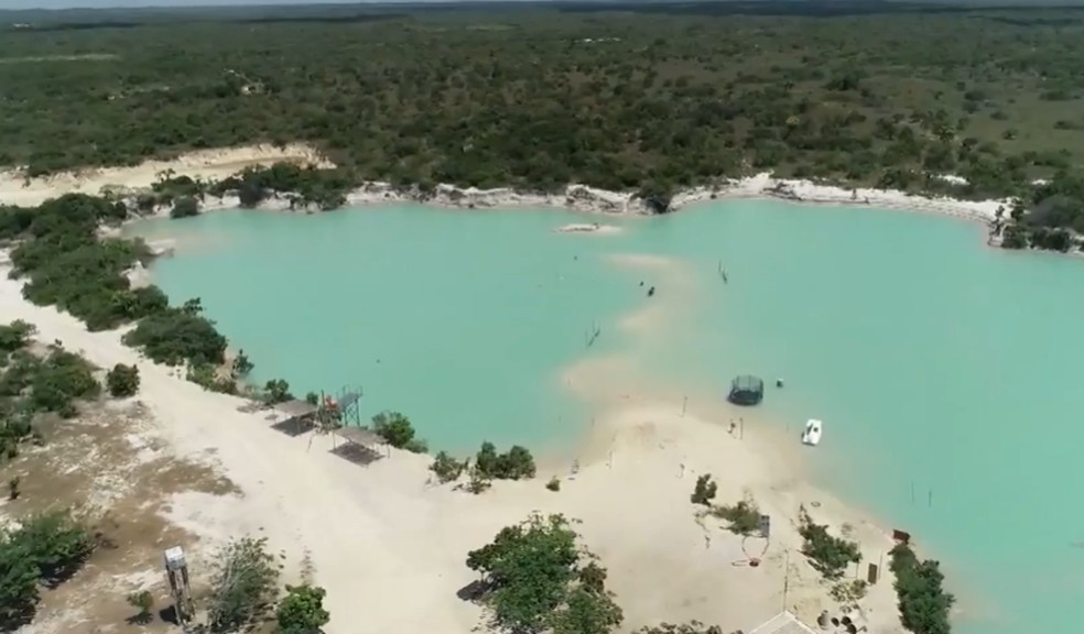 Lagoa do Barreiro Azul, em Paulino Neves — Foto: Reprodução/TV Mirante