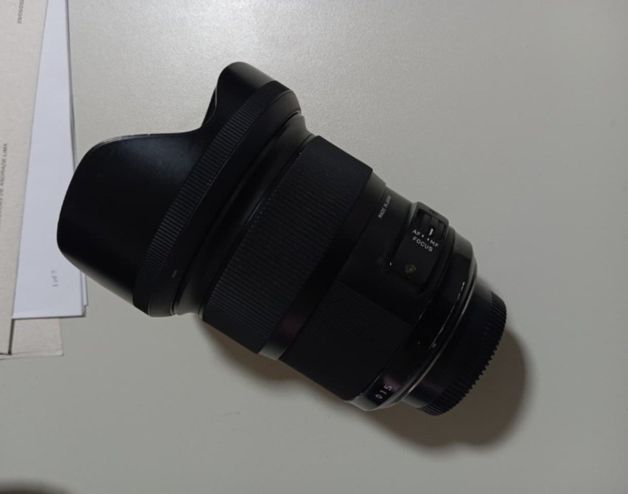 Lente furtada de fotógrafo em casamento é recuperada após anúncio na internet em Montes Claros