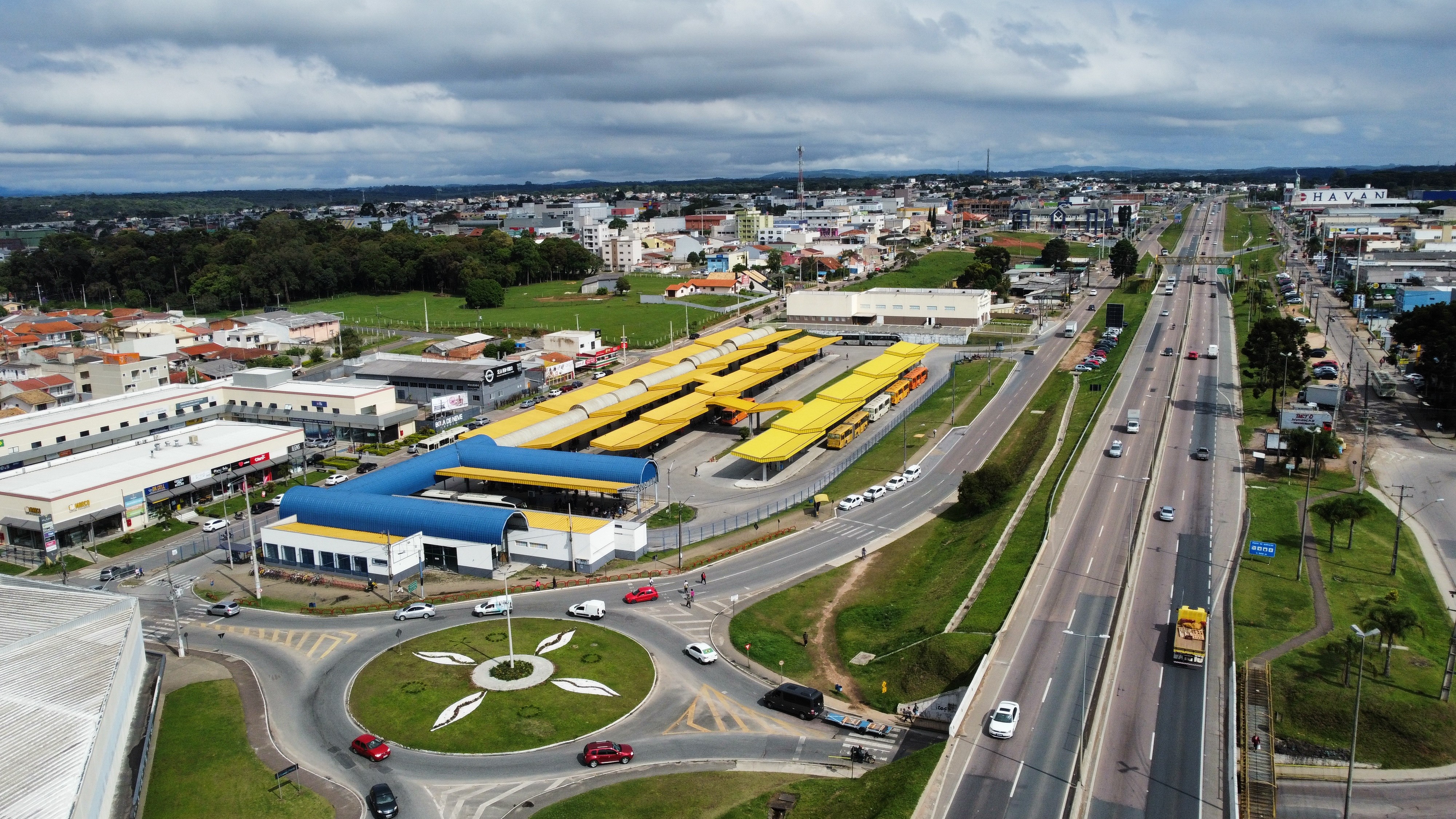 Nova linha de ônibus facilita deslocamento entre Fazenda Rio Grande e São José dos Pinhais 