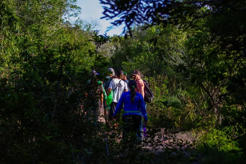 Curso de Condutor de Trilhas e Caminhadas é realizado pela Setur em Alter do Chão em Santarém