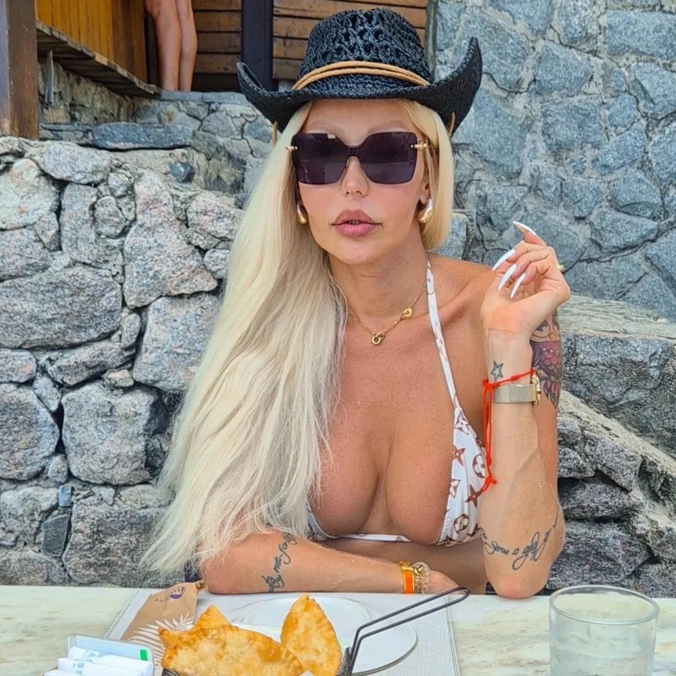 Renata Almeida Dutra foi encontrada morta dentro de apartamento na rua Augusta. — Foto: Arquivo pessoal