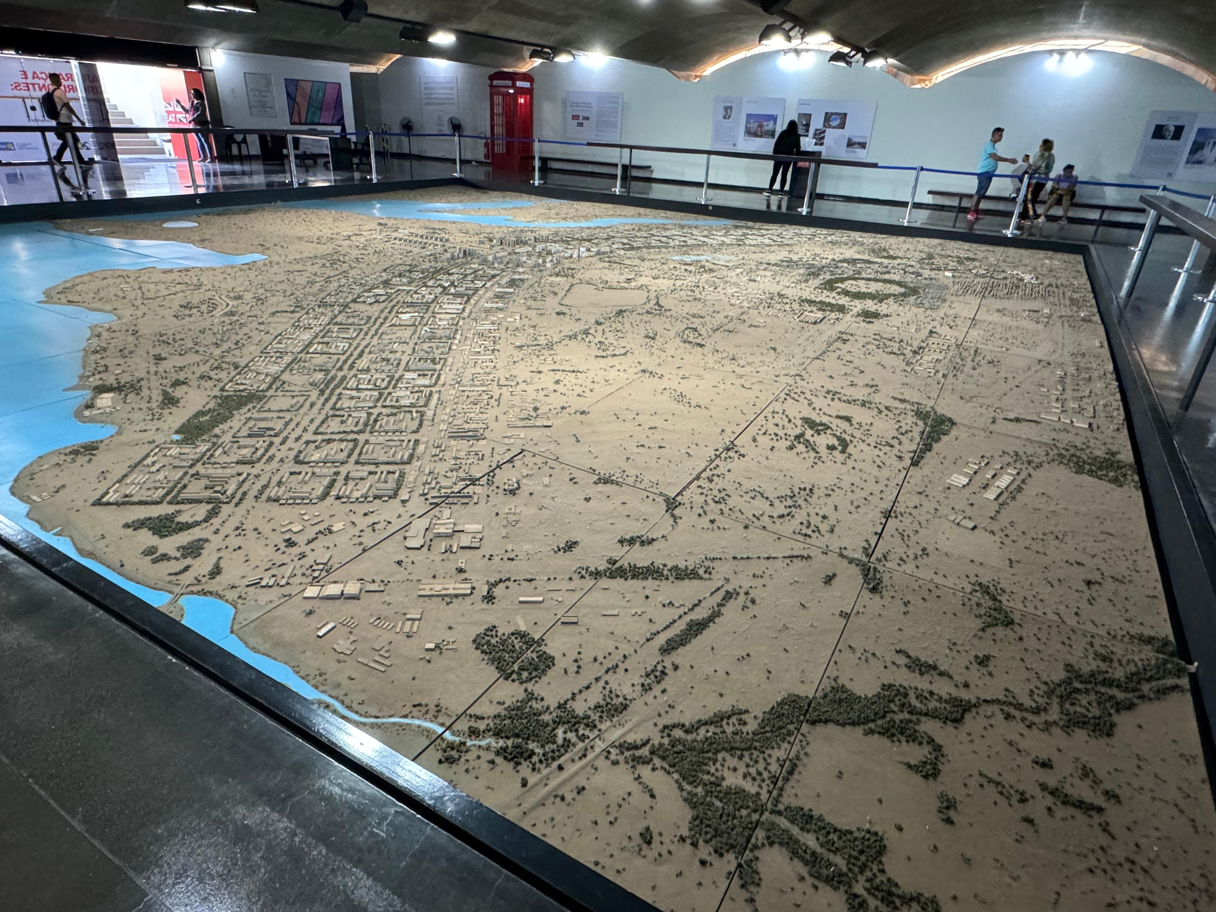 Maquete de Brasília no Espaço Lúcio Costa na Praça dos Três Poderes. ? Foto: Fernanda Bastos/g1