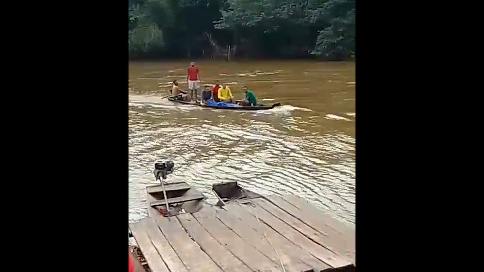 Corpo de homem que desapareceu no Rio Grajaú é encontrado; vítima estava em embarcação que naufragou — Foto: Reprodução/Redes sociais