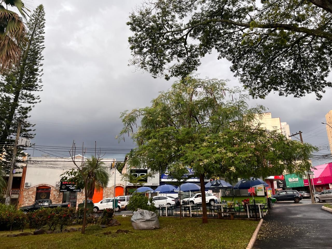 Calor e temporais isolados marcam a semana em Uberlândia e região