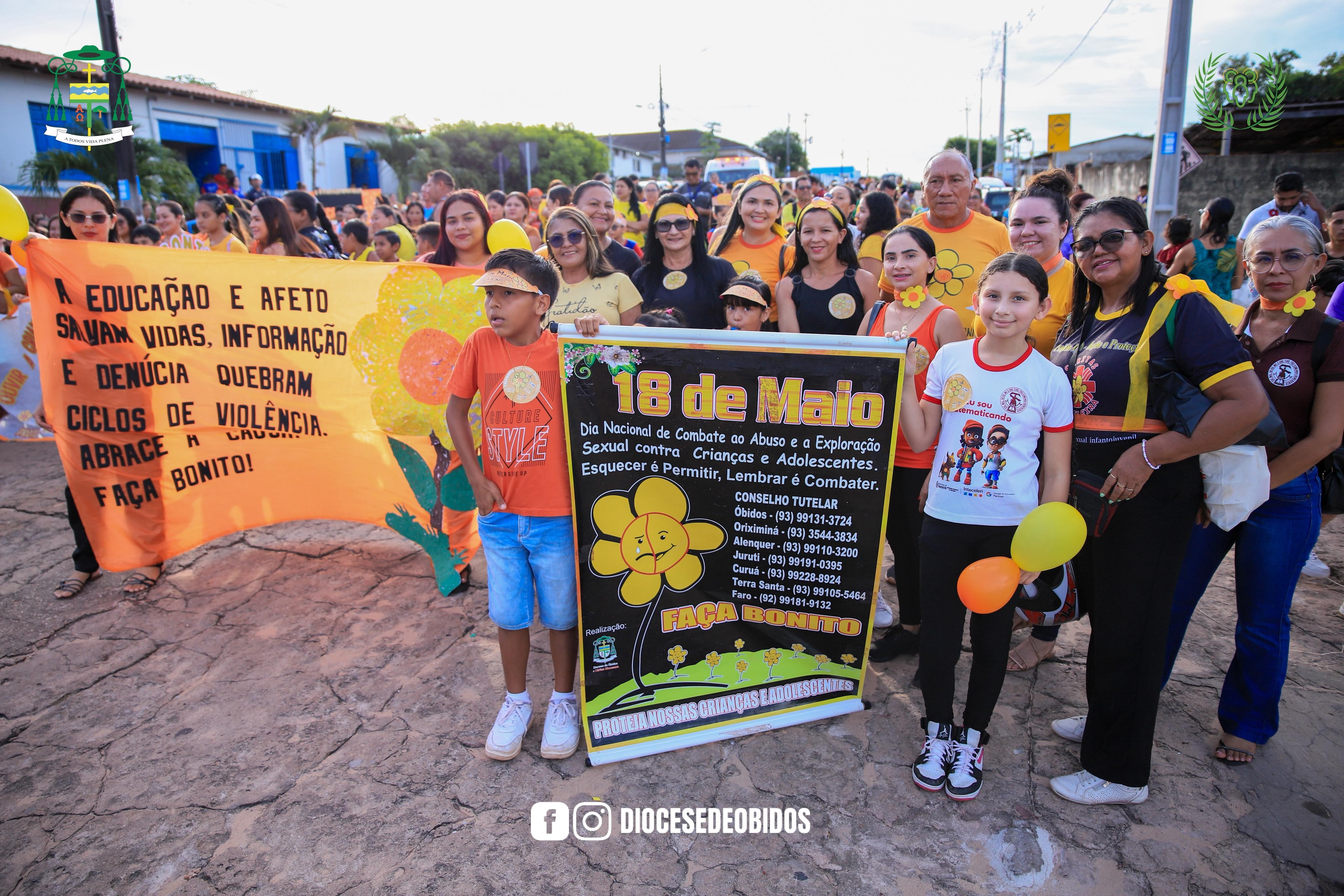 Óbidos realiza caminhada da campanha 'Faça Bonito' de enfrentamento ao abuso e exploração infantil