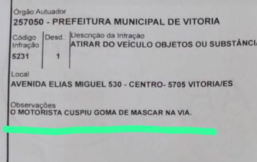 'Era só cuspe', diz motorista que foi multado por cuspir chiclete no meio da rua em Vitória