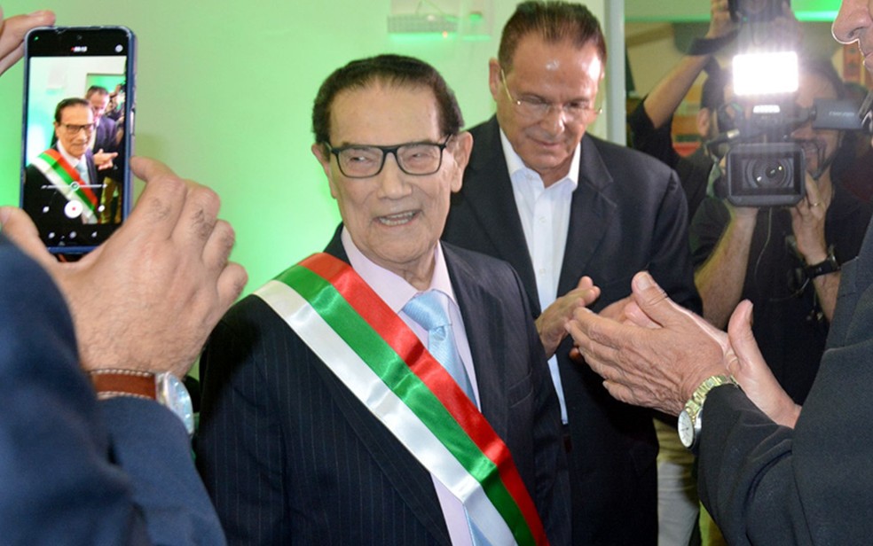 Divaldo Franco recebeu Grande Comenda em Feira de Santana em 2024 — Foto: Izinaldo Barreto