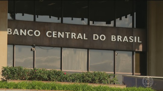 Banco Central reduz taxa de juros em 0,25 ponto percentual, de 14% para 13,75% ao ano