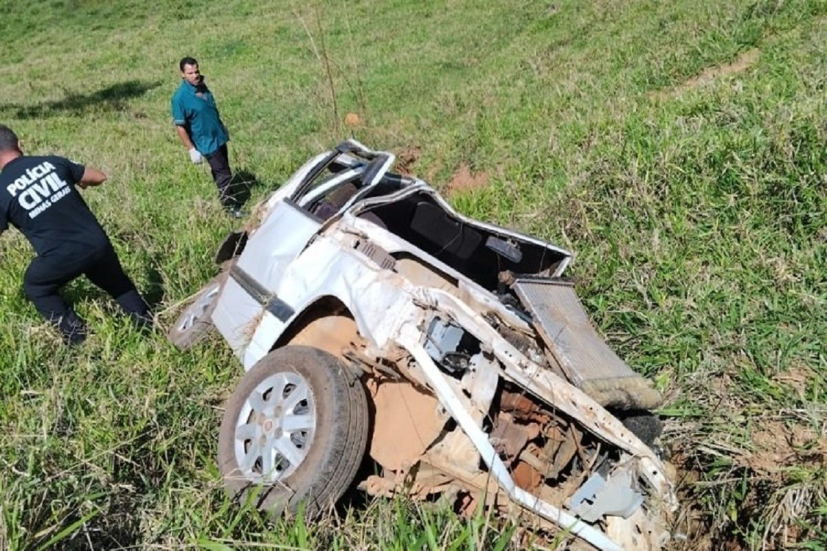 Idoso morre após carro cair em ribanceira de 100 metros em Miradouro