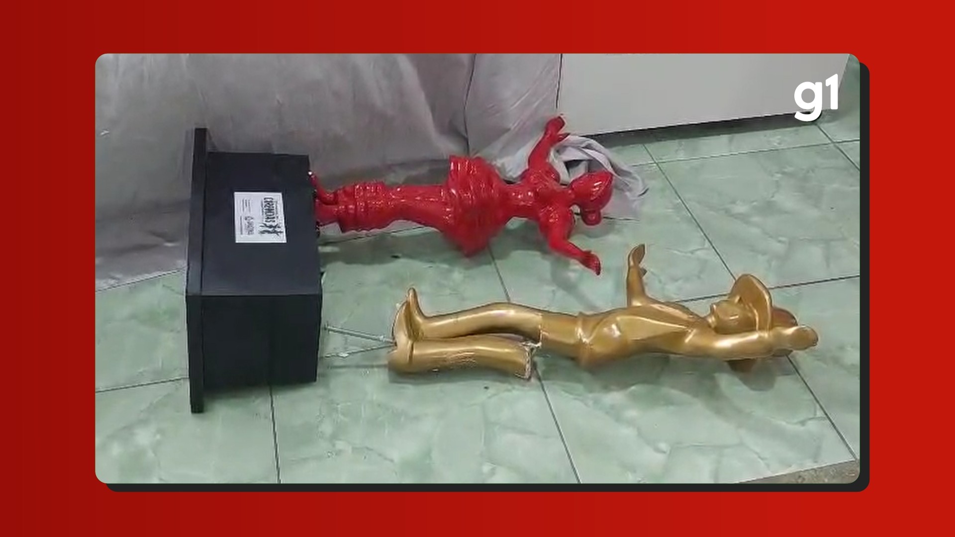 VÍDEO: Presidente de ciranda quebra troféus após derrota em festival no Amazonas