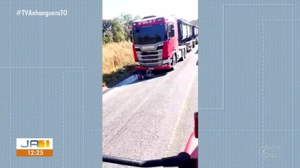 Motociclista morre em batida contra caminhão na TO-040