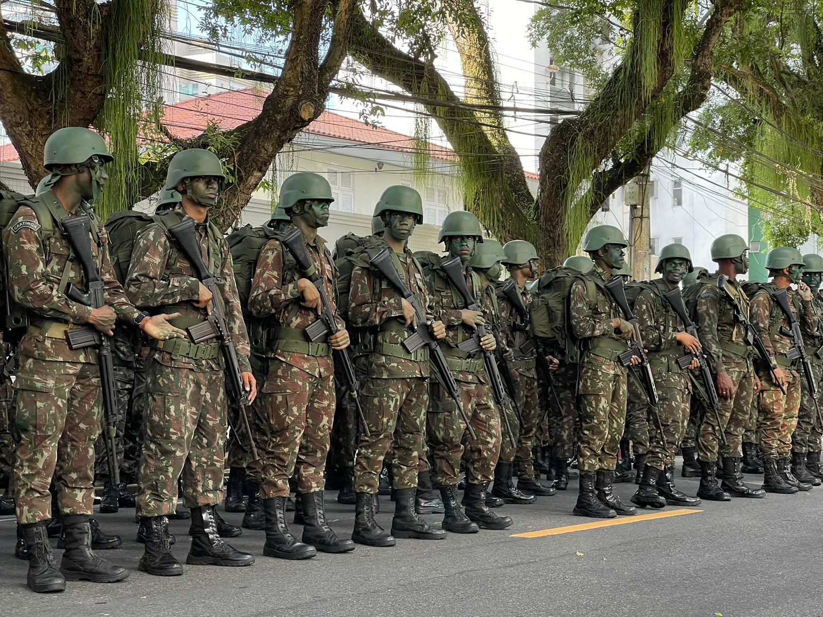 FOTOS: veja imagens do desfile cívico do 7 de setembro em Salvador 