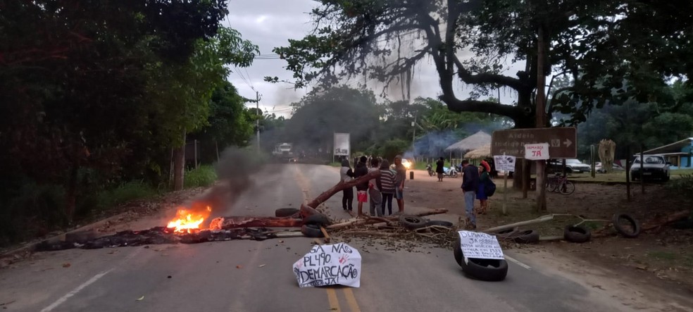 Manifestação de indígenas em Aracruz, no Norte do ES — Foto: Divulgação