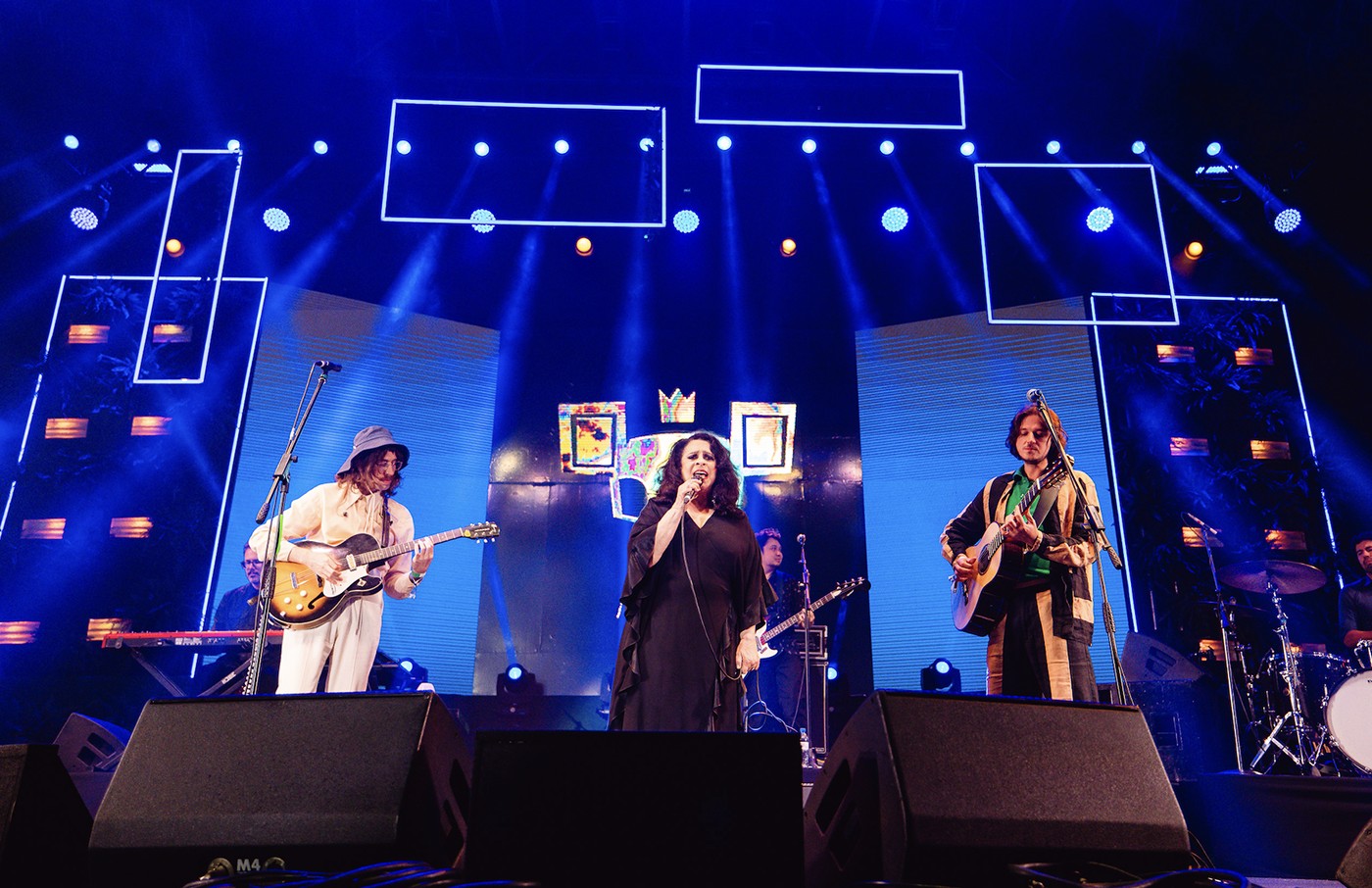 Encontro de Gal Costa com Rubel e Tim Bernardes é eternizado em single triplo que antecede álbum ao vivo póstumo