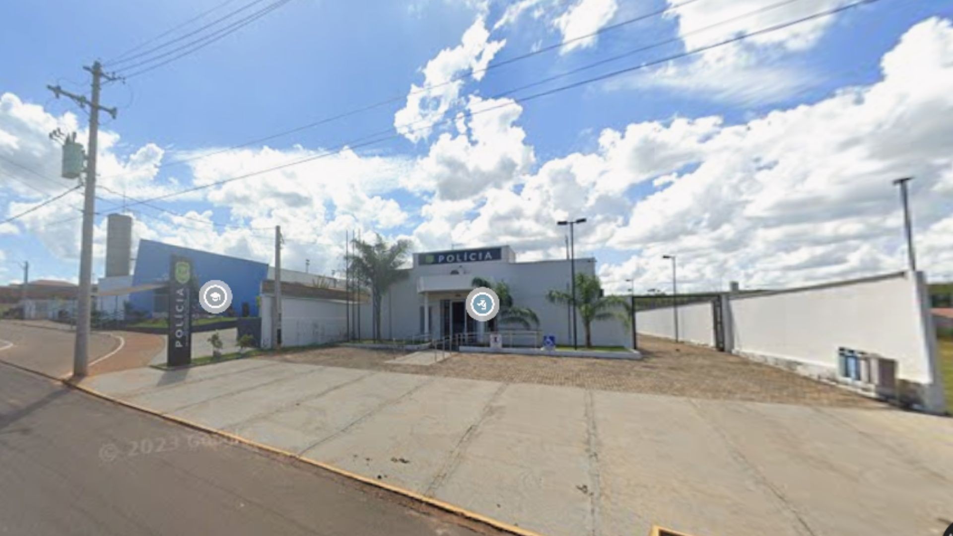 Homem que jogou escorpiões em funcionárias de Centro de Saúde é preso após cortar perna de cachorro com faca de cozinha