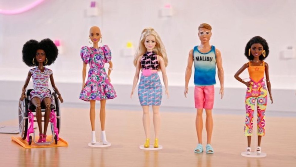Barbie lan&ccedil;ou recentemente bonecas com defici&ecirc;ncias, membros prot&eacute;ticos e uma com S&iacute;ndrome de Down &mdash; Foto: Mattew via BBC