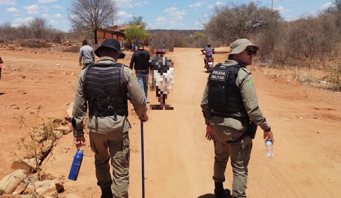 Pai suspeito de estuprar filha se esconde por 8 dias na mata, é capturado, mas acaba solto no PI
