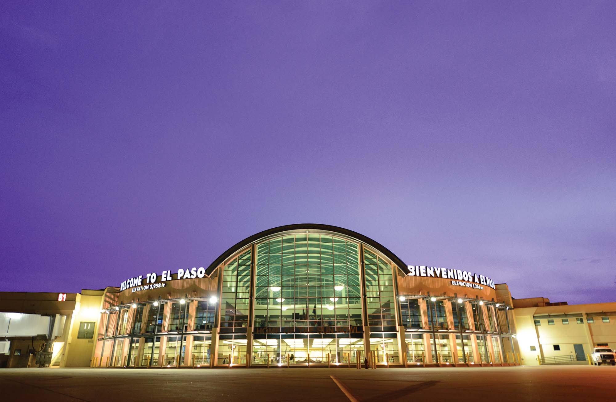 
EUA fecham aeroporto na fronteira do México e perto de base militar por motivos de segurança 