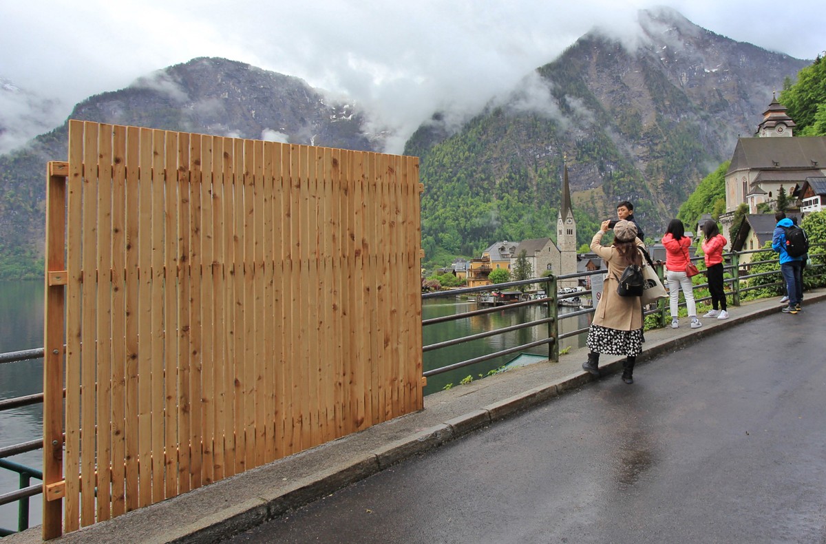 Vila na Áustria instala 'muro antisselfie'  para lidar com excesso de turistas