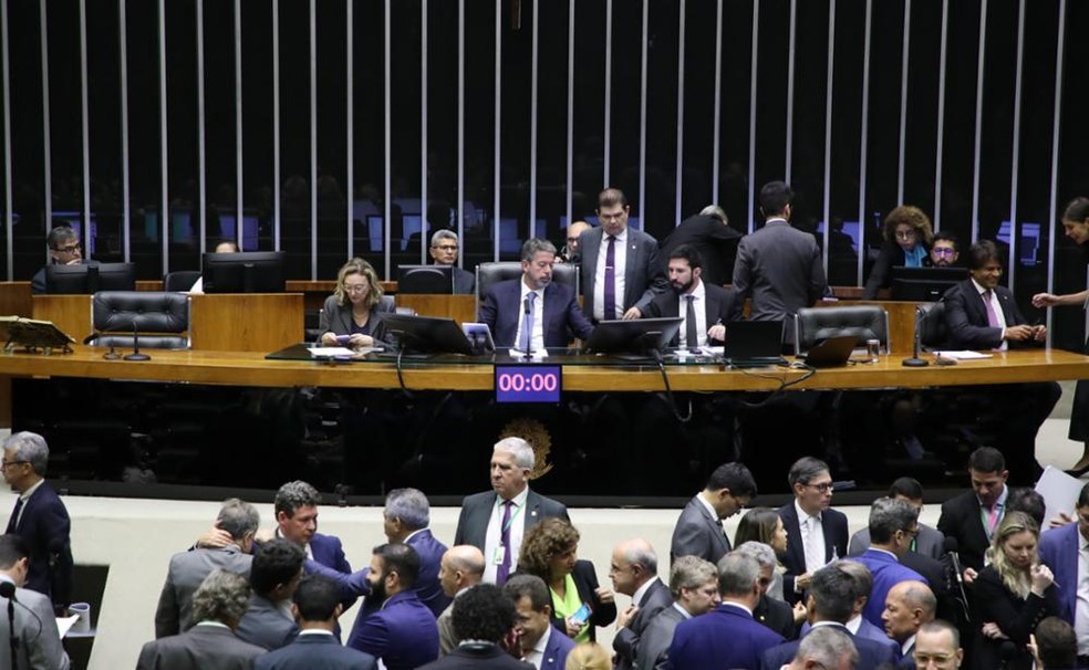 Arthur Lira (PP-AL) preside sessão da Câmara dos Deputados. — Foto: Mário Agra/Câmara dos Deputados