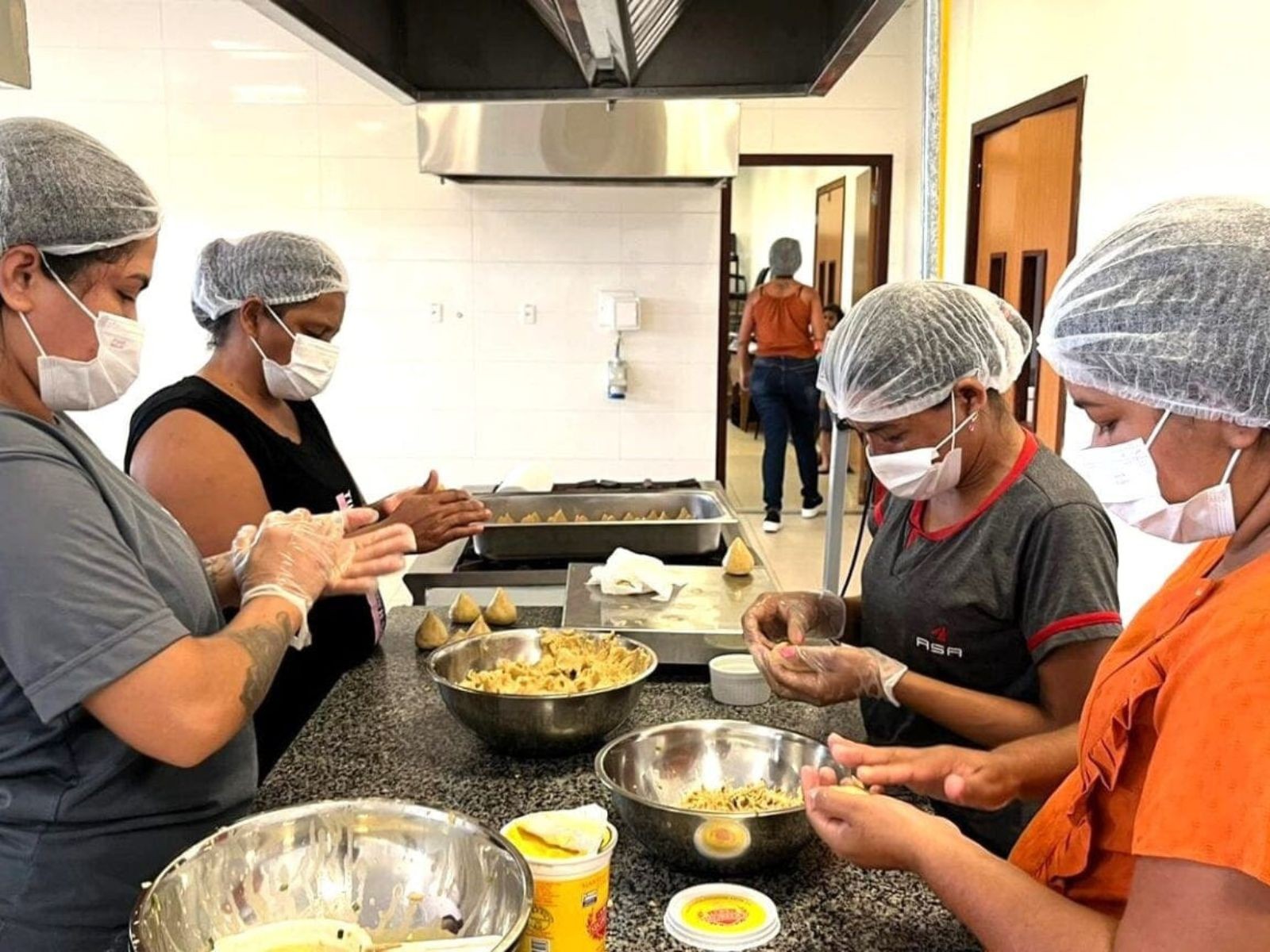 Mais de 200 vagas em oficinas de culinária são ofertadas no AC; veja onde se inscrever