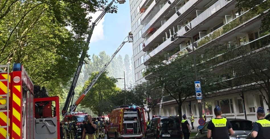 Incêndio em prédio na Bélgica deixa mortos e feridos