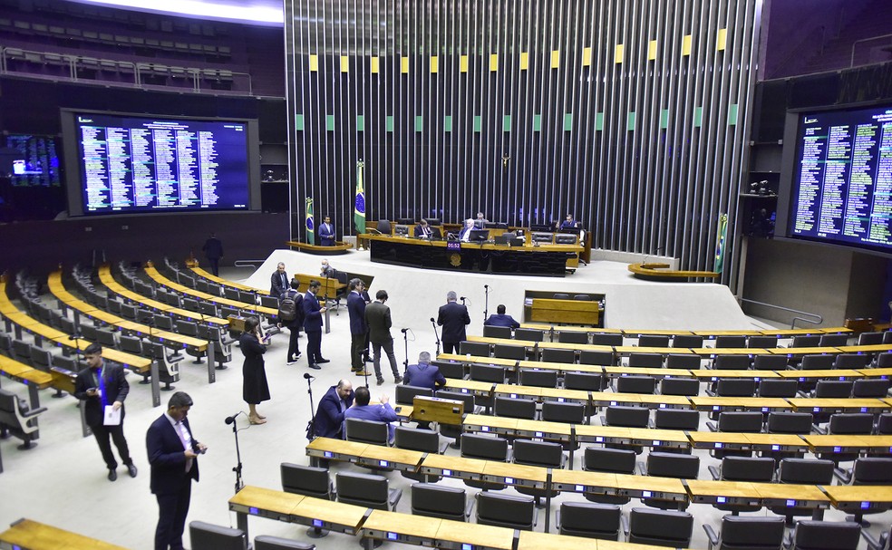Câmara aprova primeiro projeto da minirreforma eleitoral