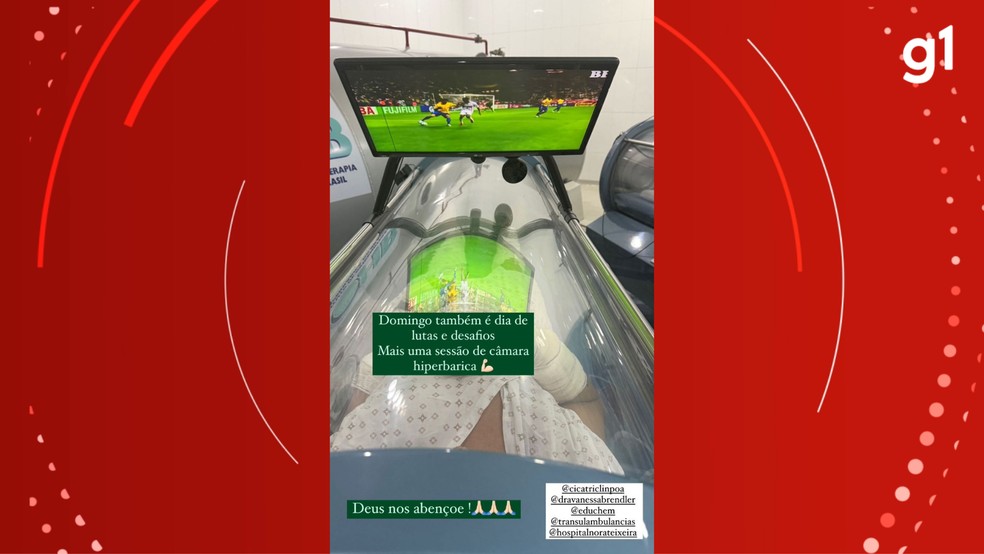 Publicação de Lúcio, ex-zagueiro da seleção brasileira, dentro de câmara hiperbárica para tratar queimaduras — Foto: Reprodução/ Redes Sociais